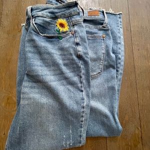 Judy Blue Light Blue Boyfriend Jeans with Sunflower Embroidery